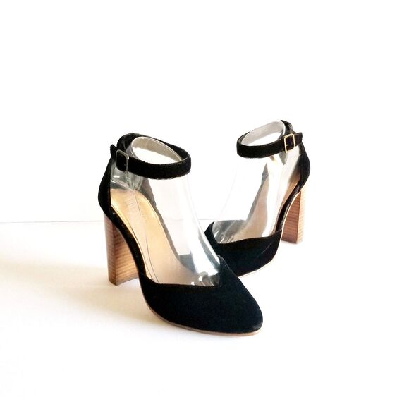 SOLUDOS Collette Heels Black Velvet Sz 7 Anthropologie Ankle Strap - Picture 1 of 11